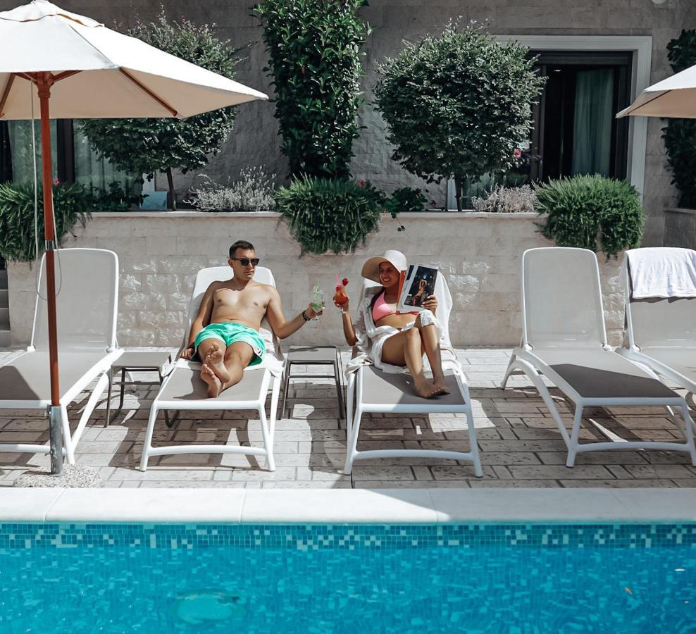 Hotel Harmony By Aycon Petrovac Luaran gambar