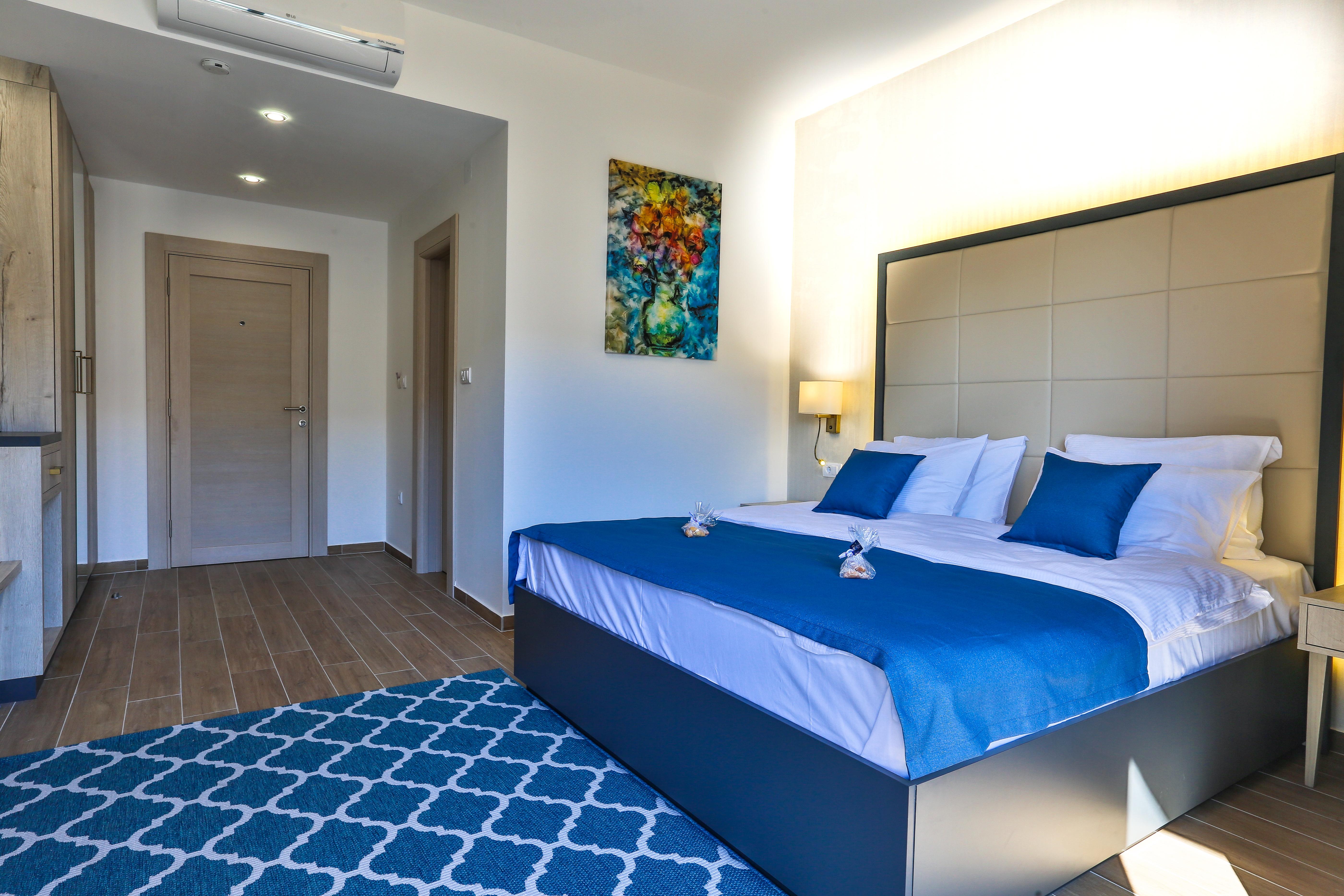 Hotel Harmony By Aycon Petrovac Luaran gambar
