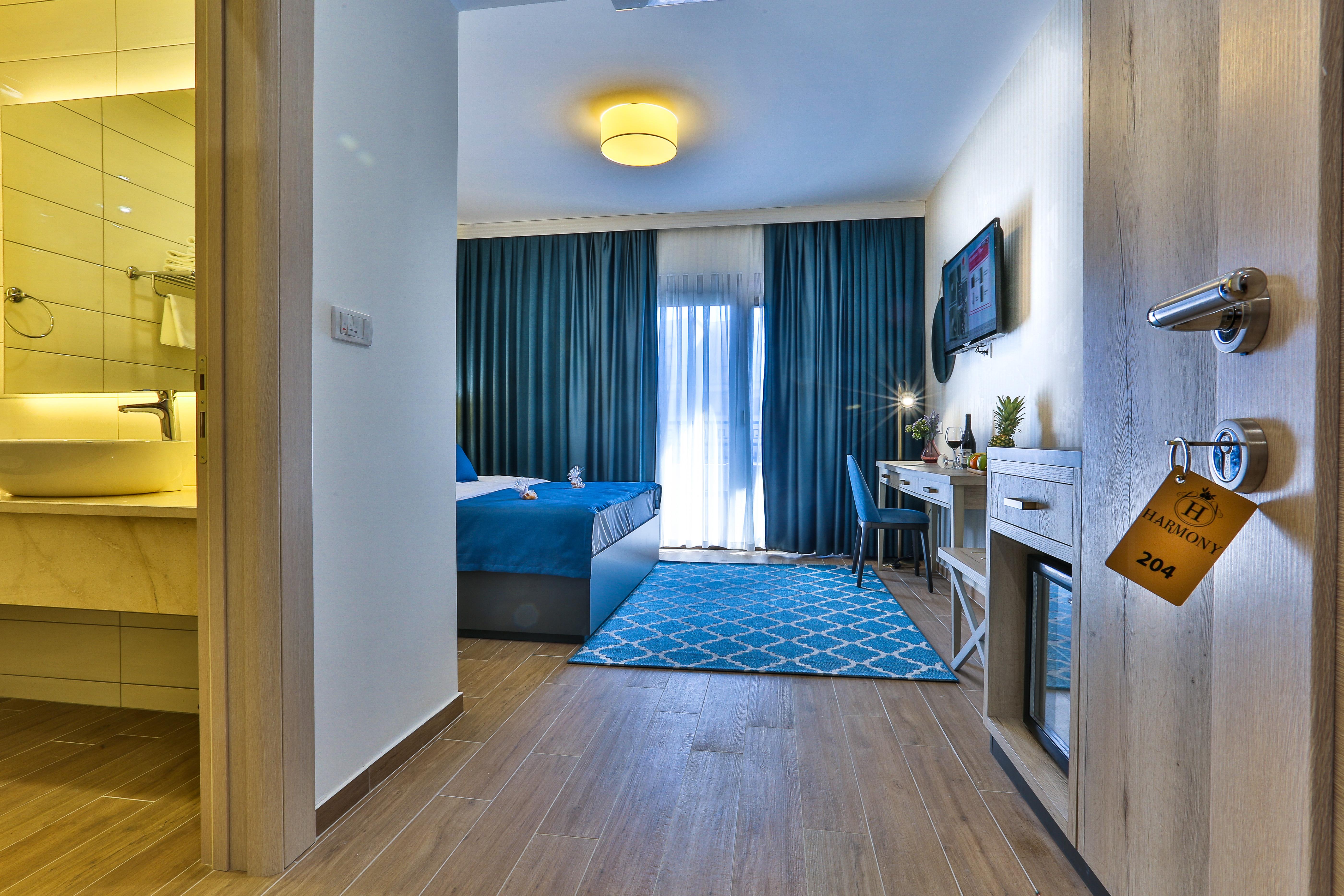 Hotel Harmony By Aycon Petrovac Luaran gambar