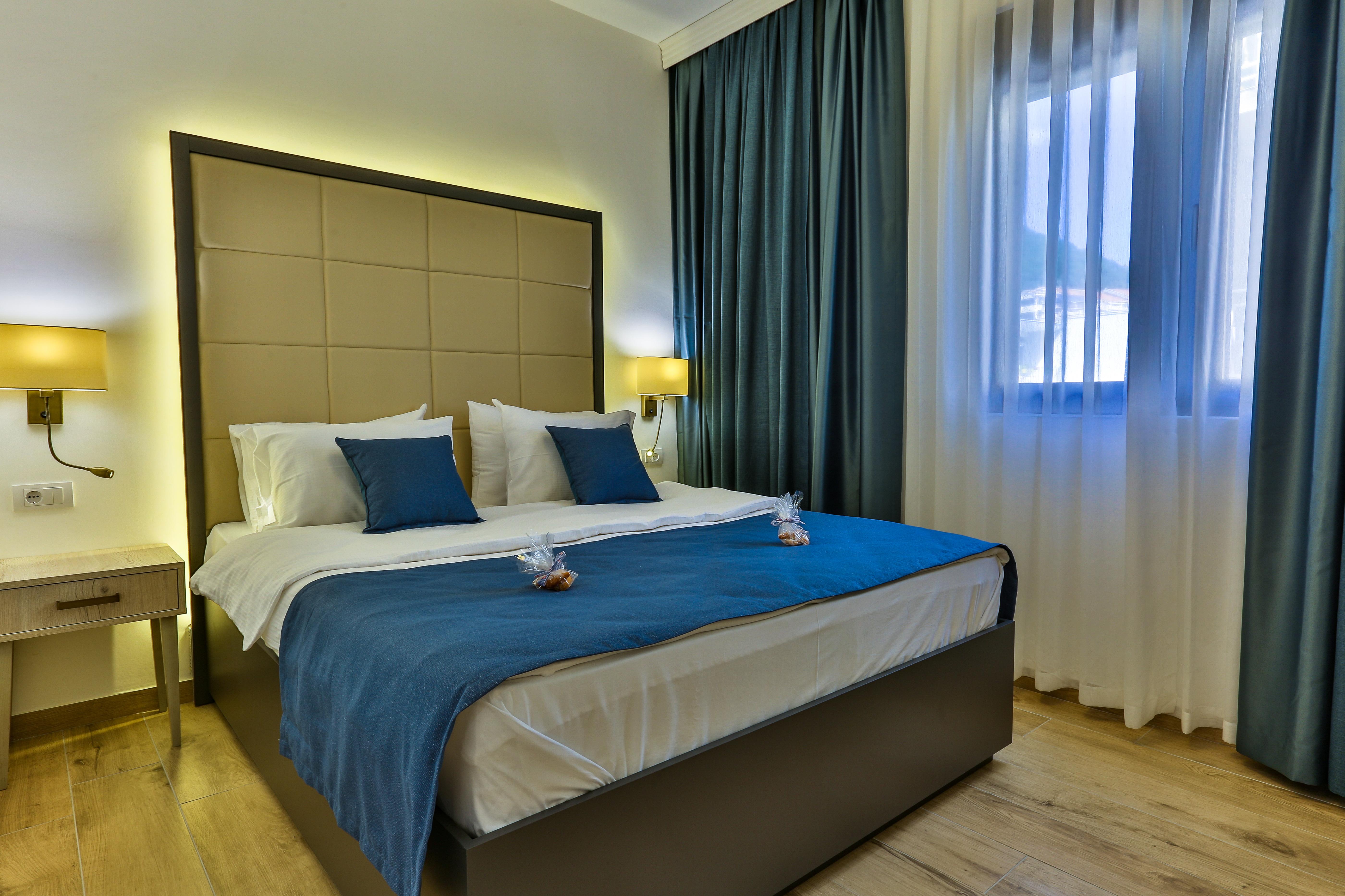 Hotel Harmony By Aycon Petrovac Luaran gambar