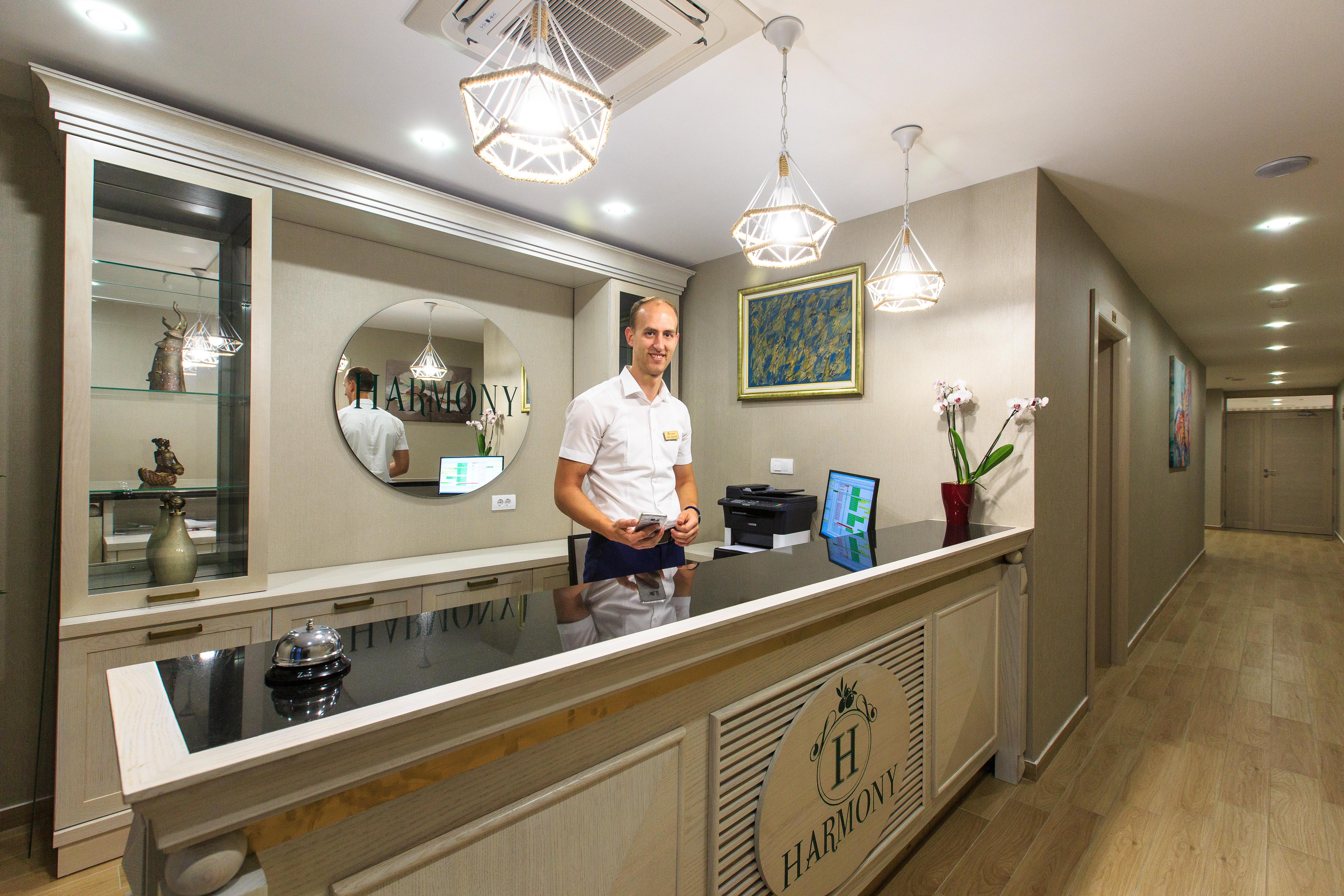 Hotel Harmony By Aycon Petrovac Luaran gambar